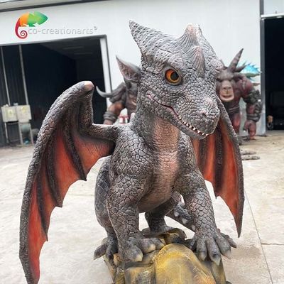 Naga Animatronik Realistis Dengan Sayap Bersilang & Detail Bercahaya Untuk Pameran Immersif